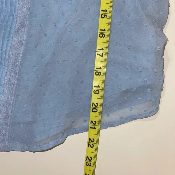 LC Lauren Conrad Baby Blue Contrast Swiss Dot Pleated Blouse Small Women’s - Picture 8 of 11